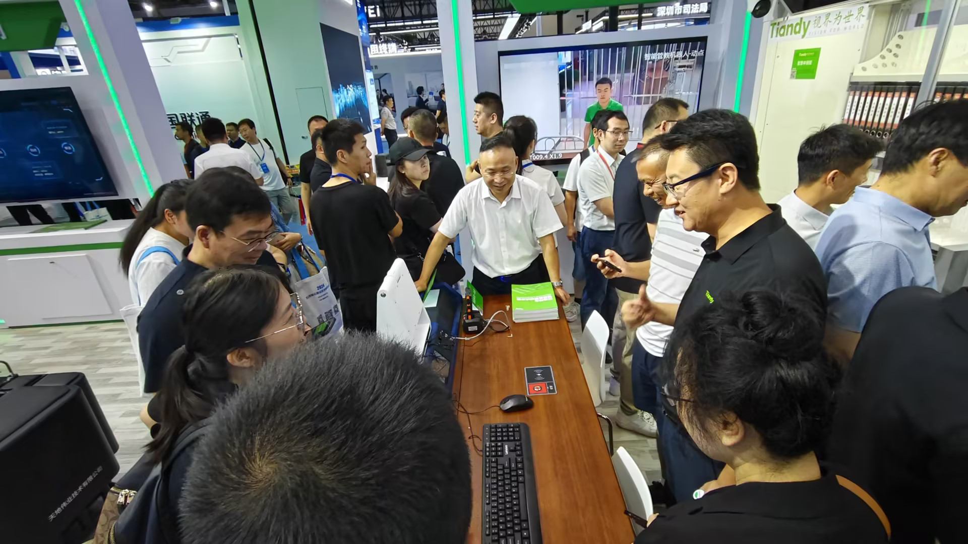 s36沙龙会 - 要玩就玩沙龙会